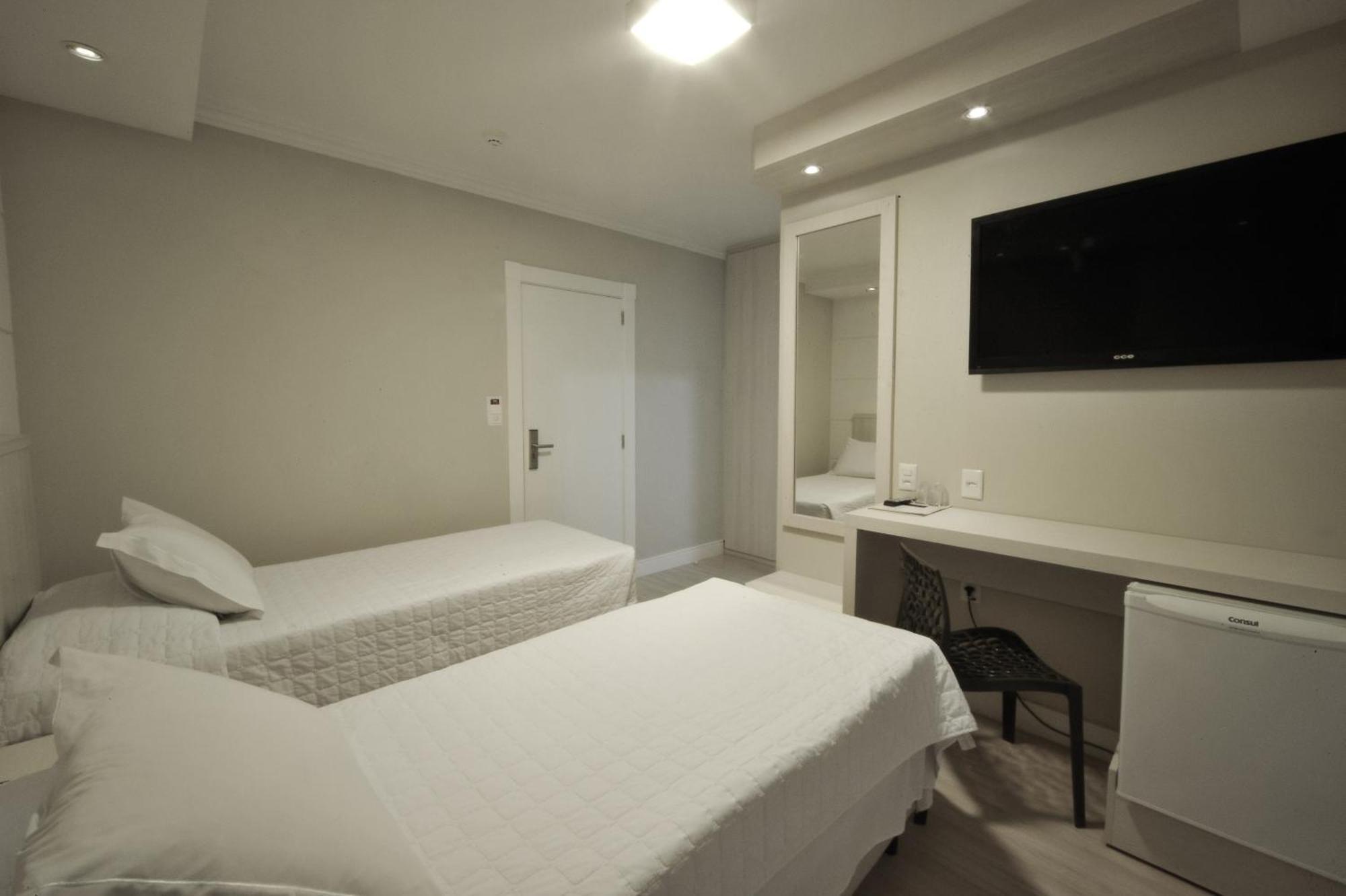 Hotel Marimar The Place Balneario Camboriu Ngoại thất bức ảnh